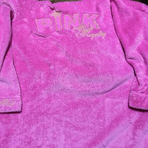 PINK VS Hooded Robe
